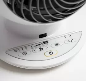 Pcf-sc15t-n Woozoo Pcf-sc15t Globe Desk Fan With Remote-shows Dust On Motor -no Reserve #2