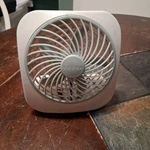 Treva FD05005 Portable Battery Operated Desk Fan White Adjustable Tilt. Fixed Price $10.00.