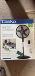 Lasko 18" Large Room Pedestal Fan With Oscillation & Timer **no Remote**. Fixed Price $25.00.