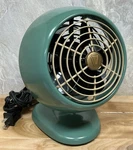 Vornado Vfan Mini Classic Vintage Retro Green Desk Fan, 2-SPEED. Fixed Price $39.95.