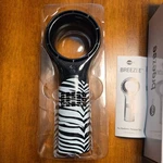 Violife Breezee The Bladeless Personal Fan - Zebra. Fixed Price $5.40.