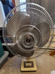 Vintage Sampo Usa SF-1611 Plastic Metal Retro Office 17" Oscillating Desk Fan. Fixed Price $12.99.